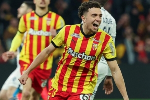 米乐m6yy易游-罗马诺：罗马再度就埃纳奥伊进行谈判 朗斯希望留住这名球员