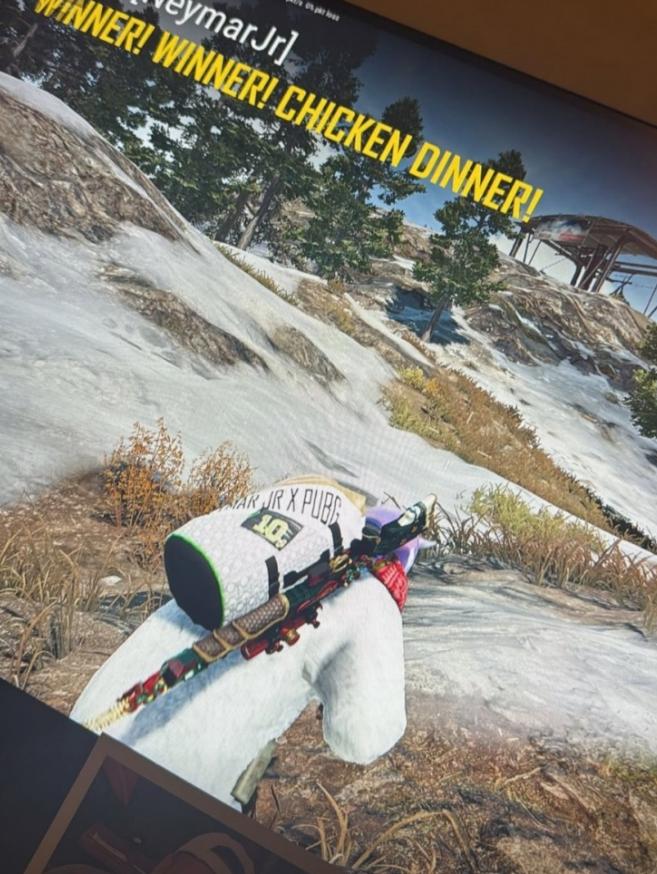 不装了，内马尔突爆争议行为！桑托斯被坑，球迷：生涯就这样了